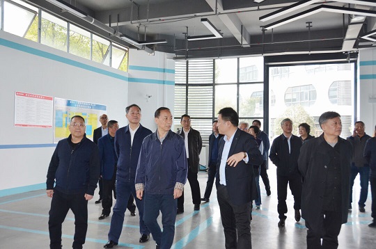 湖南省人大常委會原副主任、湖南異地商會聯(lián)合會顧問陳君文一行蒞臨九九調(diào)研指導(dǎo)